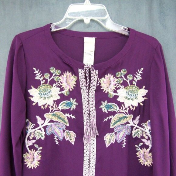 Chicos Purple Embroidered Floral Tassel Tie Front Top Size M 1 Long Sleeve - Picture 2 of 10